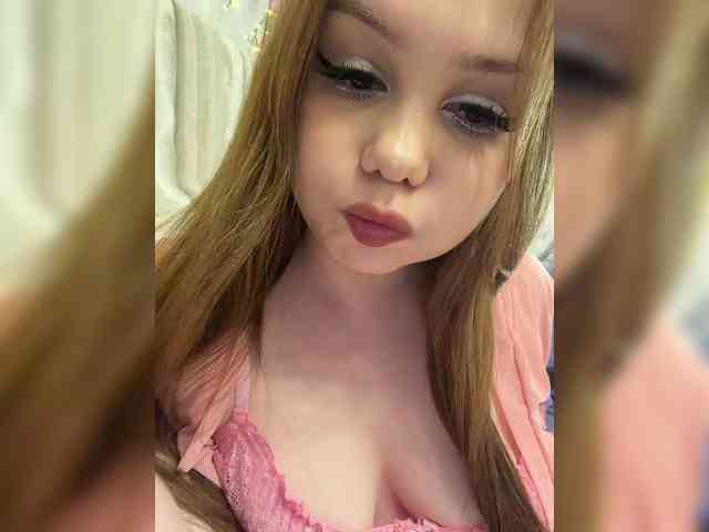 MYHOMORRIK webcam