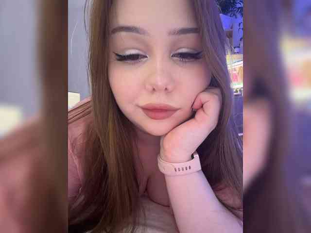 MYHOMORRIK webcam
