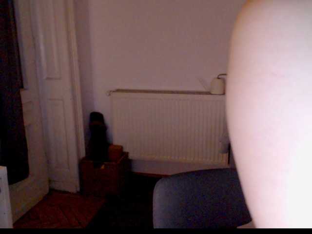 Camille18 live cam on BongaCams