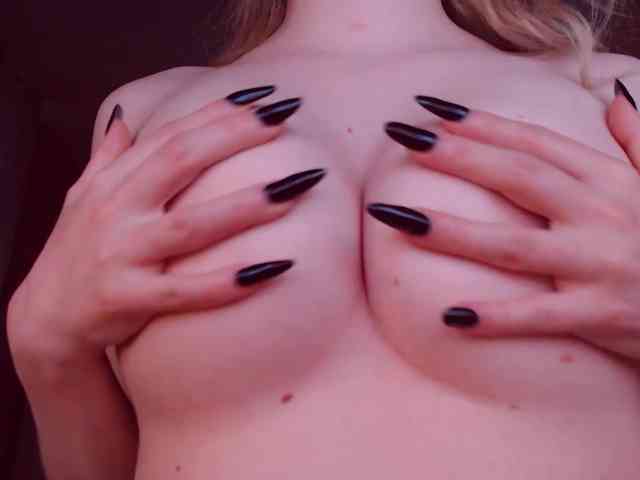 Camille18