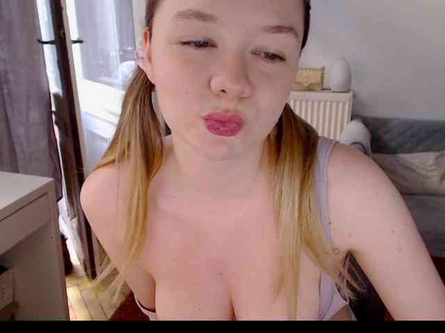 Camille18 webcam