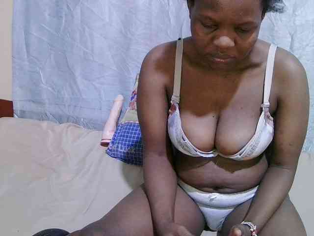 sexy-bbae Live Webcam on BongaCams