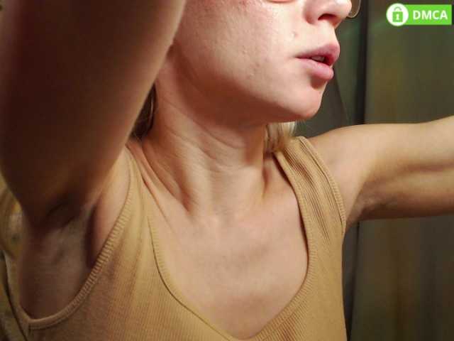 LavinellsX live cam on BongaCams