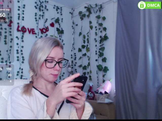 LavinellsX live cam on BongaCams