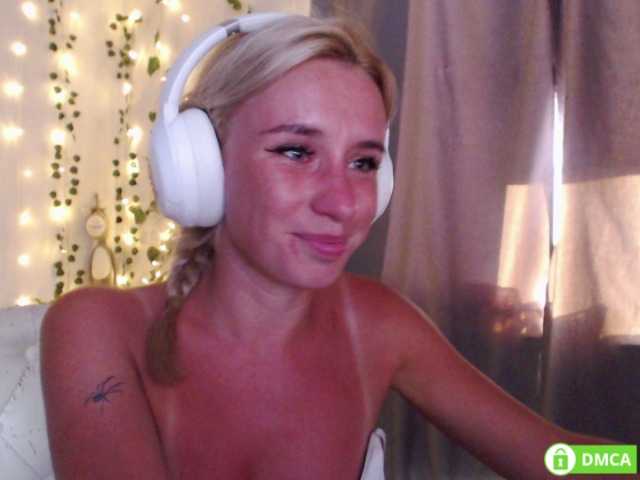 LavinellsX live cam on BongaCams