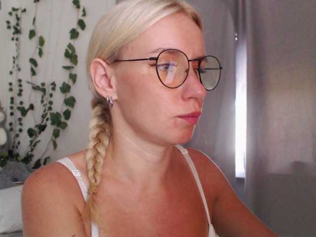 LavinellsX live cam on BongaCams