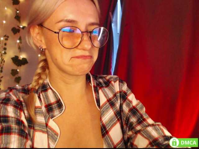LavinellsX live cam on BongaCams