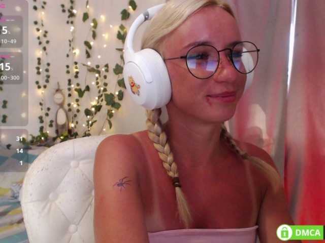LavinellsX live cam on BongaCams