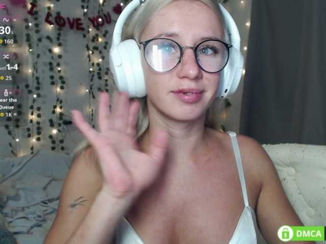 LavinellsX live cam on BongaCams