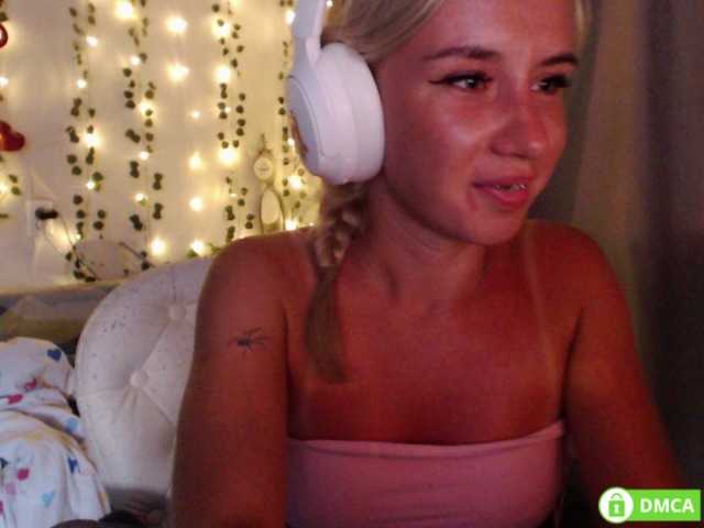 LavinellsX live cam on BongaCams