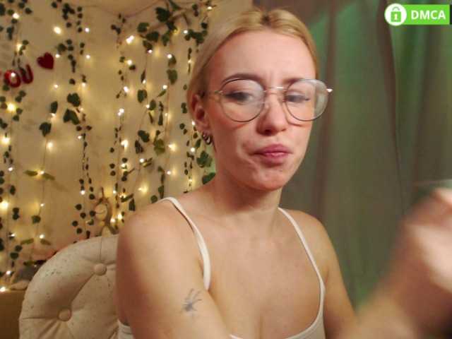 LavinellsX live cam on BongaCams
