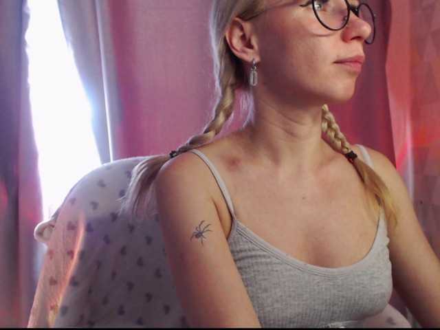 LavinellsX live cam on BongaCams