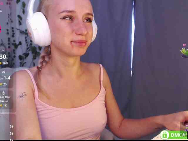 Miya_hoog911 webcam