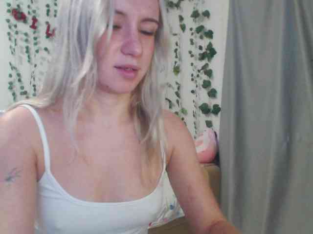 Miya_hoog911 webcam