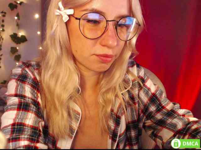 Miya_hoog911 webcam
