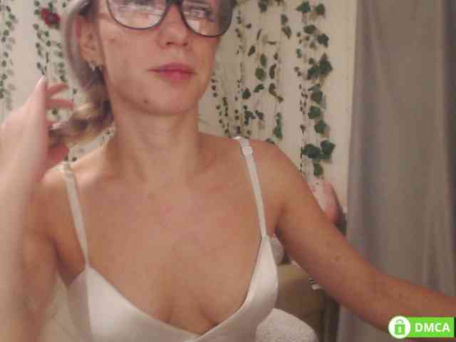 Miya_hoog911 webcam