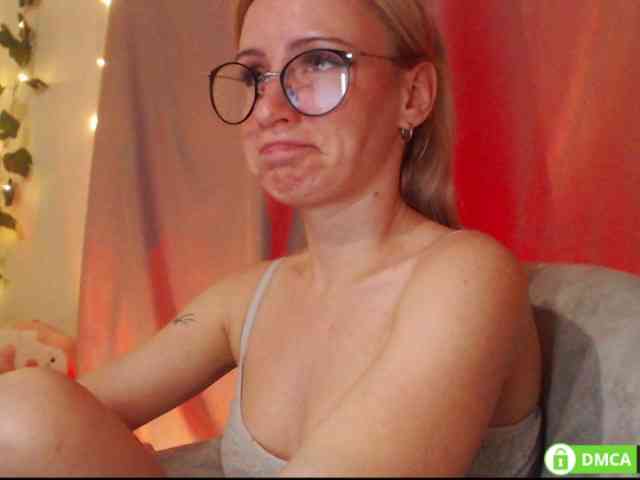 Miya_hoog911 webcam