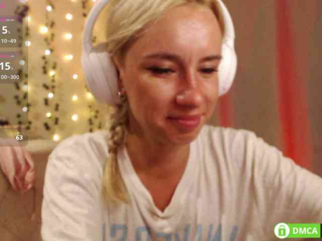 Miya_hoog911 webcam