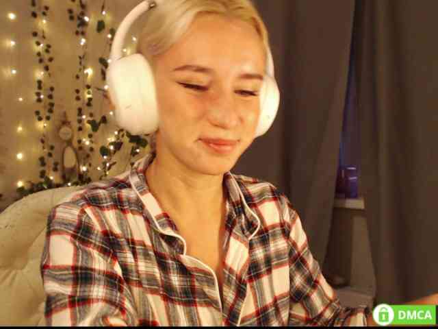 Miya_hoog911 webcam