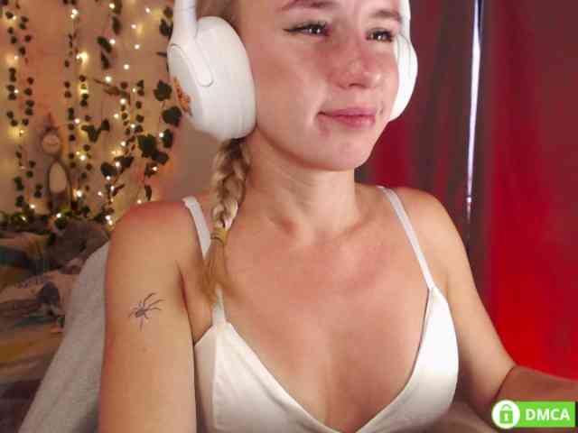 Miya_hoog911 webcam
