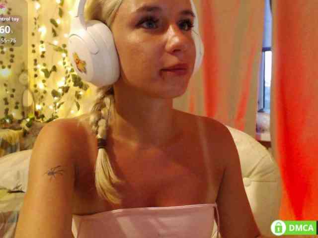 Miya_hoog911 webcam