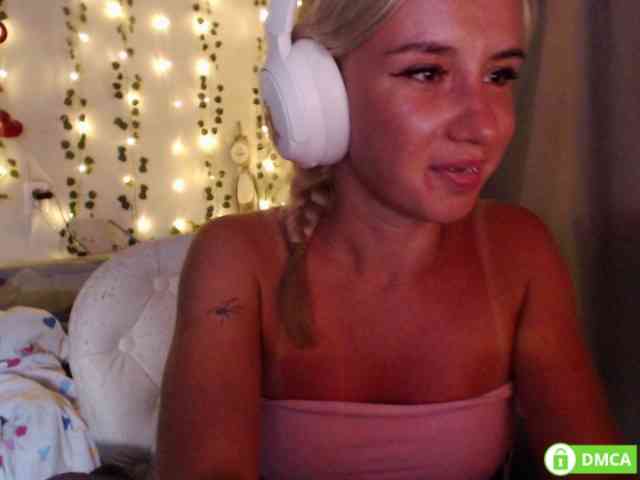 Miya_hoog911 webcam