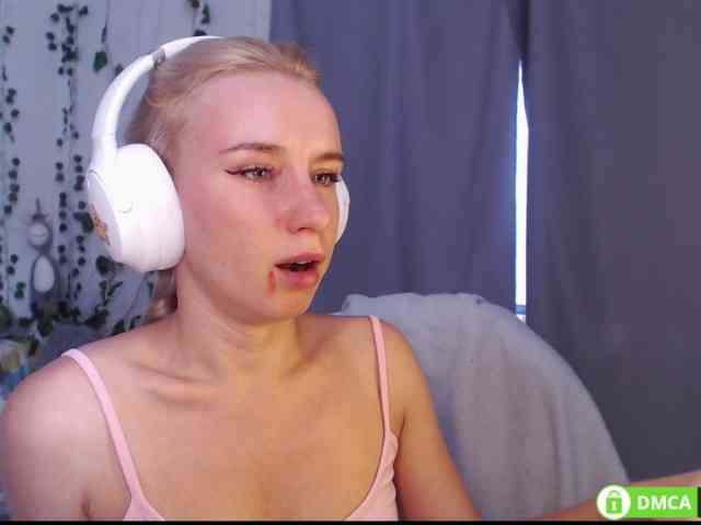 Miya_hoog911 webcam