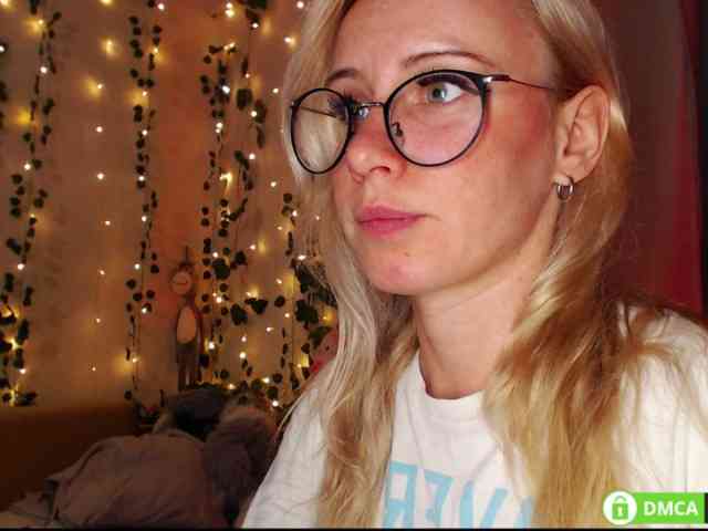 Miya_hoog911 webcam