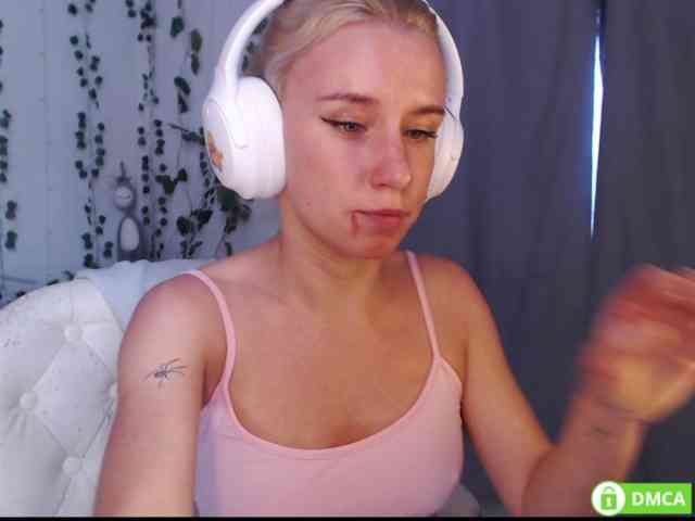 Miya_hoog911 webcam