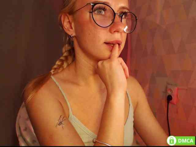 Miya_hoog911 webcam