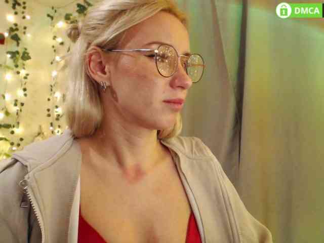 Miya_hoog911 webcam