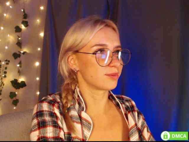 Miya_hoog911 webcam