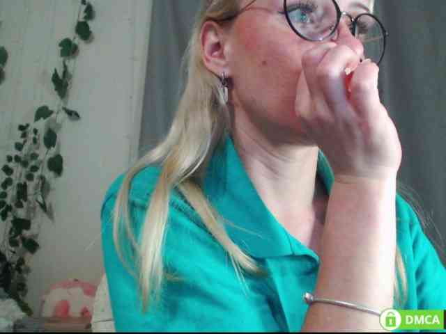 Miya_hoog911 webcam