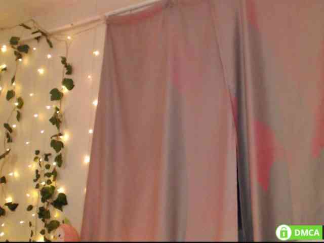 Miya_hoog911 webcam