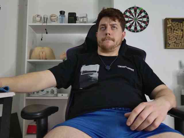 aaron-nvk Sex Cam Show