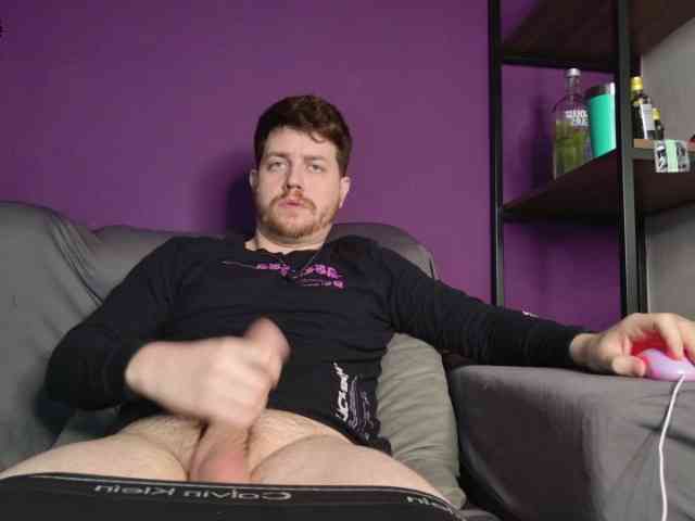 aaron-nvk Sex Cam Show