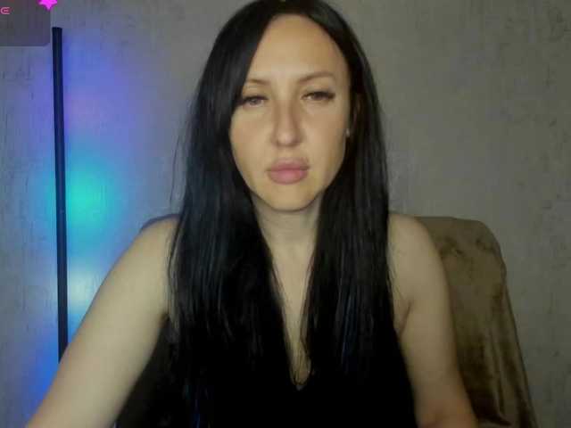 JuliaGramm81a live cam on BongaCams
