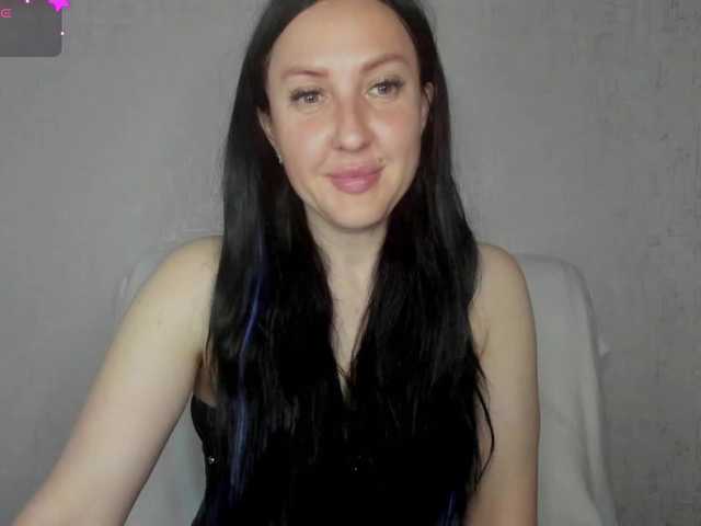 JuliaGramm81a live cam
