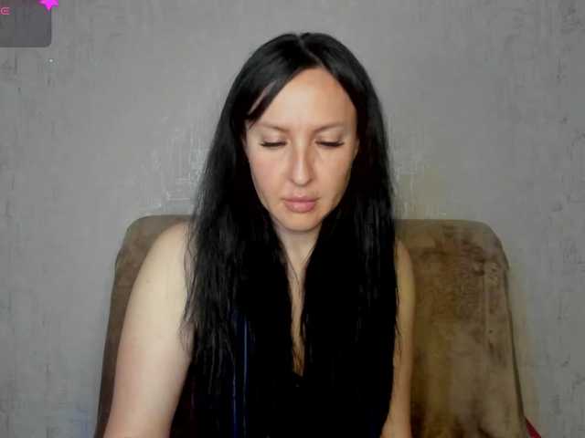 JuliaGramm81a live cam on BongaCams
