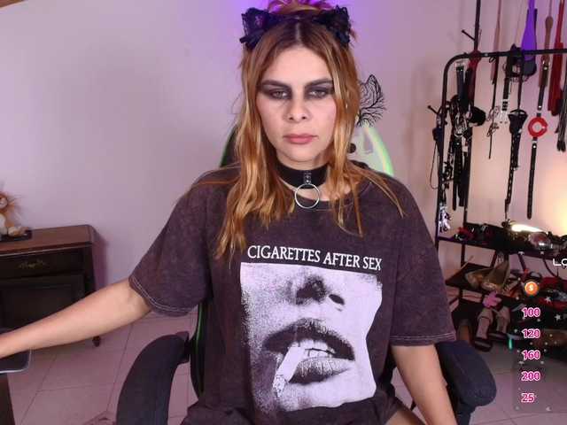 ariannaconnor2 live cam on BongaCams