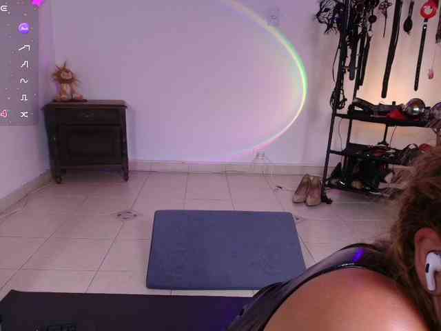 ariannaconnor2 webcam