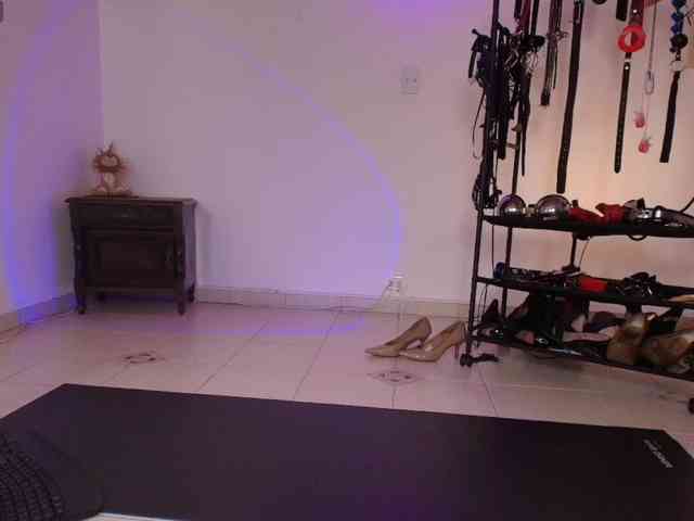 ariannaconnor2 webcam