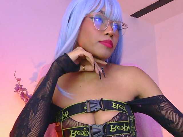 Annie-miller live cam on BongaCams