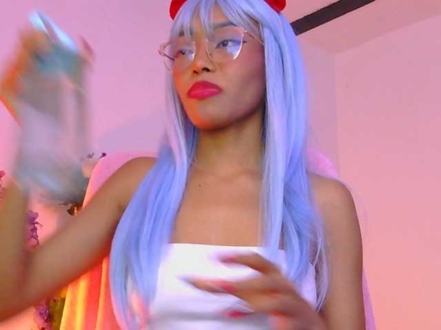Annie-miller live cam on BongaCams