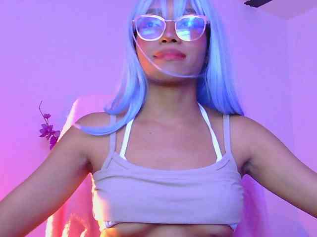 Annie-miller webcam