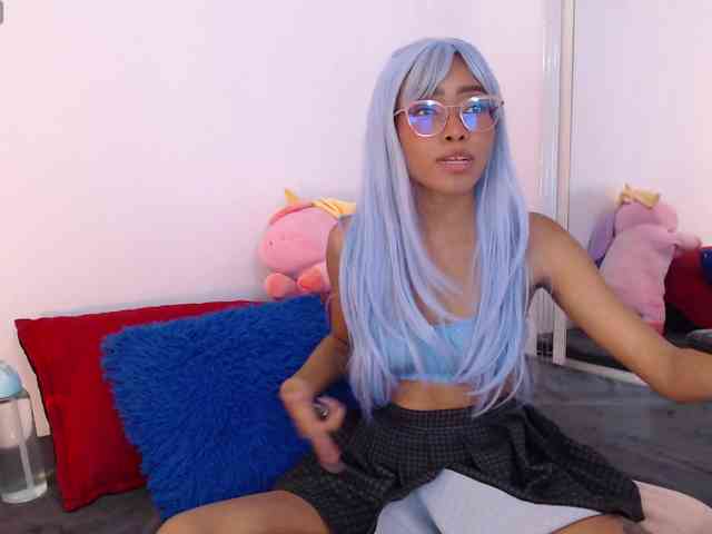Annie-miller webcam