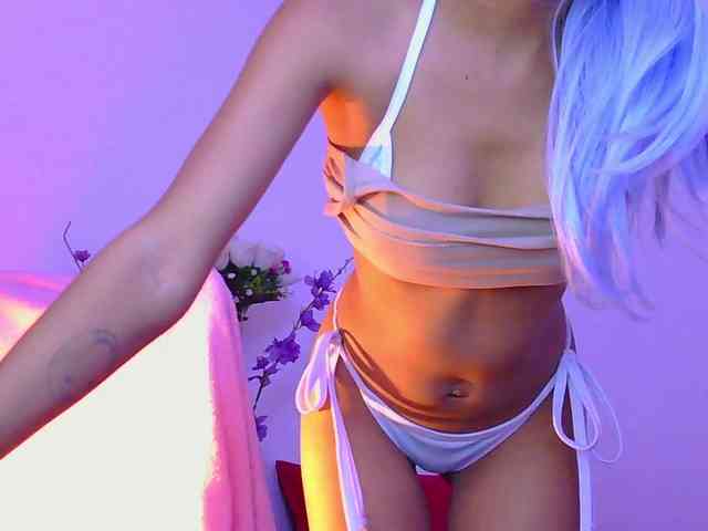 Annie-miller webcam