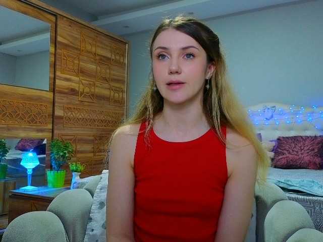 KristinaMoonx live cam on BongaCams