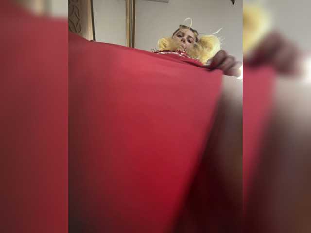 KristinaMoonx live webcam show