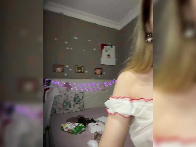 KristinaMoonx live cam on BongaCams